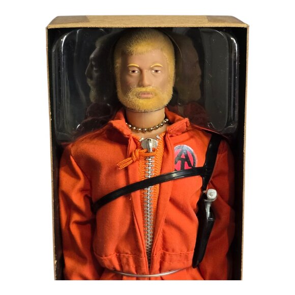 2006 GI Joe Adventure Team Action Figure Air Adventurer Kung-Fu Grip 12" NRFB! - Picture 3 of 11